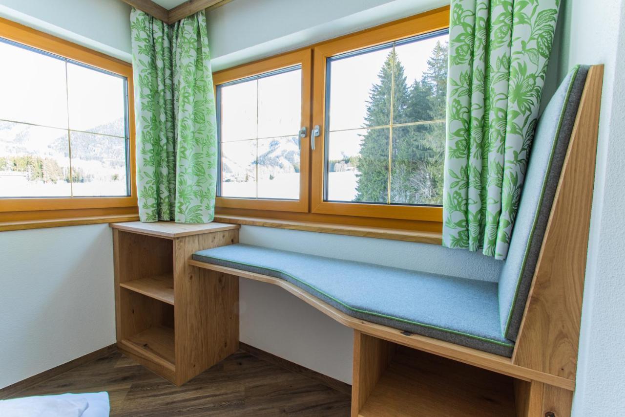 Landhaus Kirchgasser Ramsau am Dachstein Bagian luar foto