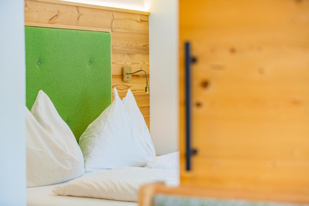 Landhaus Kirchgasser Ramsau am Dachstein Bagian luar foto
