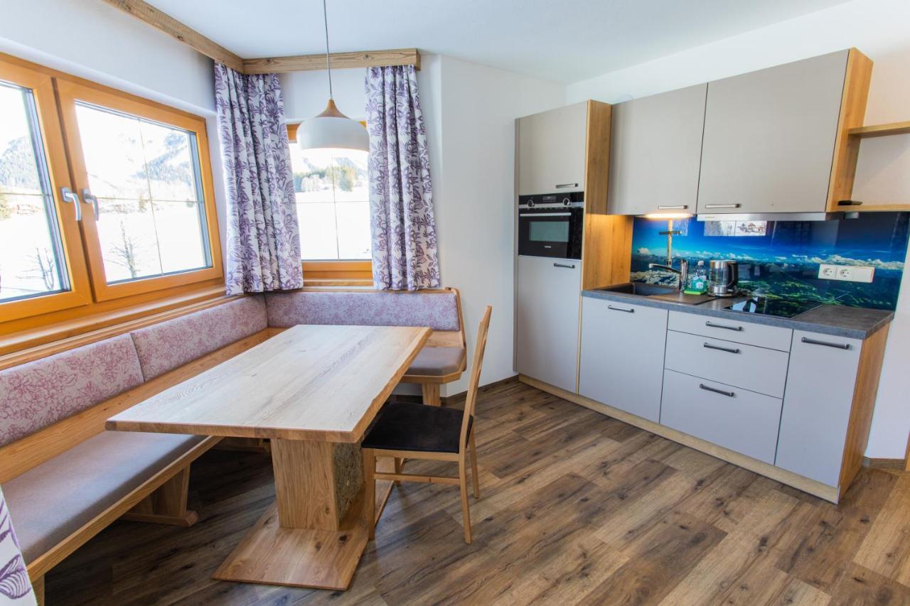 Landhaus Kirchgasser Ramsau am Dachstein Bagian luar foto