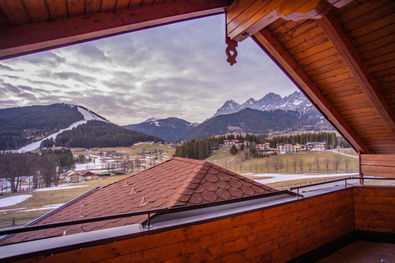 Landhaus Kirchgasser Ramsau am Dachstein Bagian luar foto