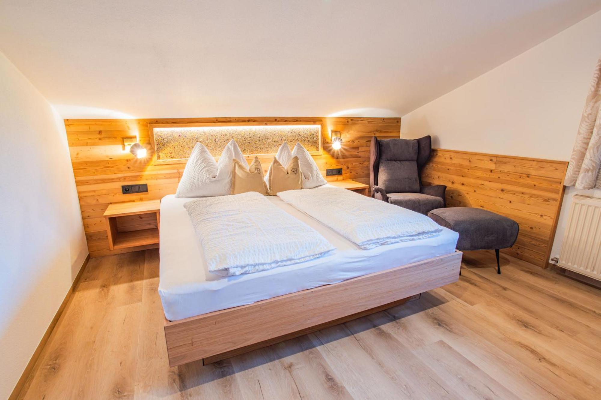 Landhaus Kirchgasser Ramsau am Dachstein Bagian luar foto