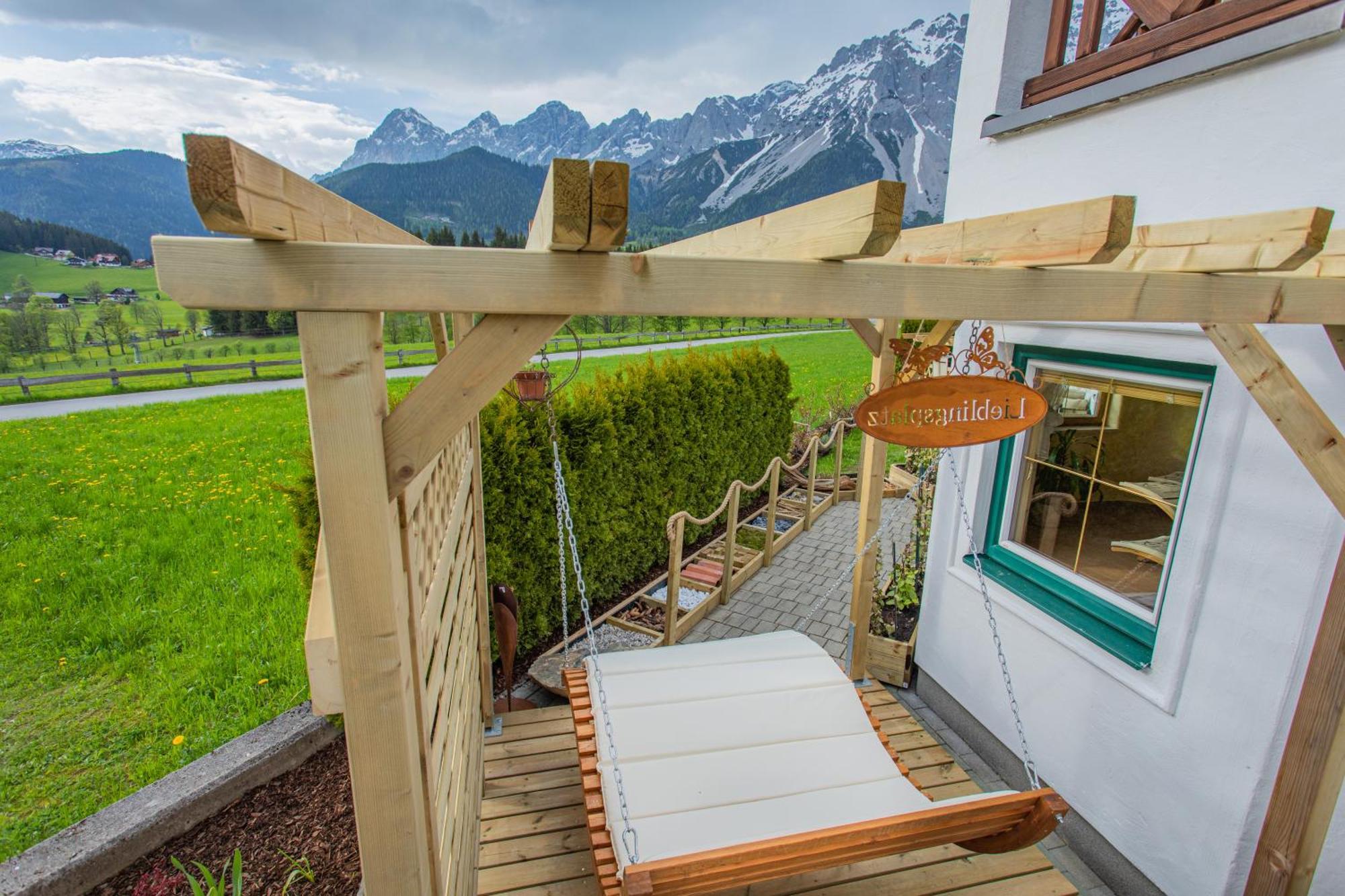 Landhaus Kirchgasser Ramsau am Dachstein Bagian luar foto